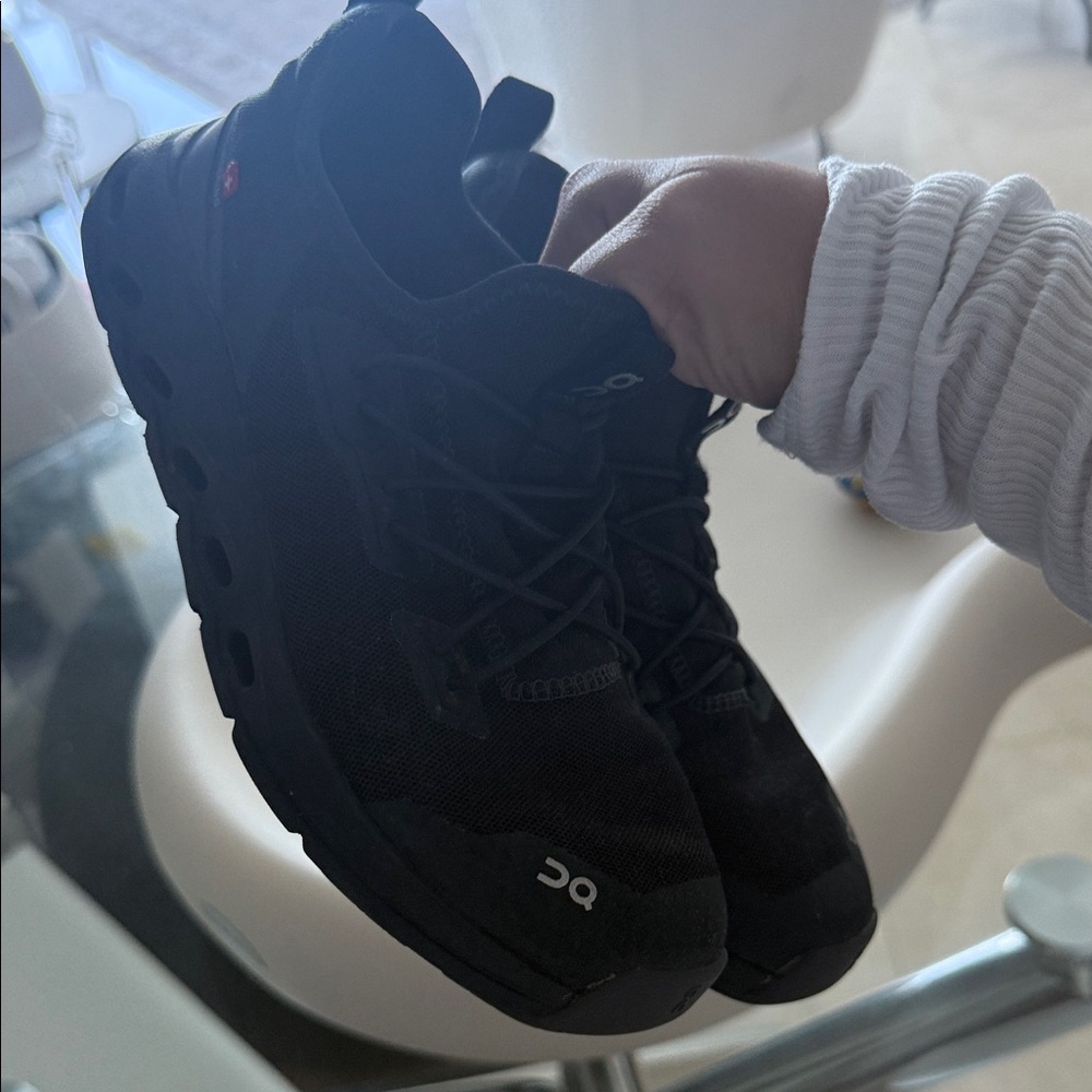 On Running Men's Dark Athletic Shoes